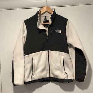 Women’s North Face Fleece - small.